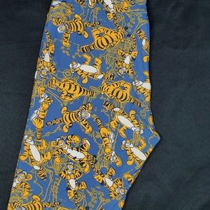 Lularoe Tigger leggings